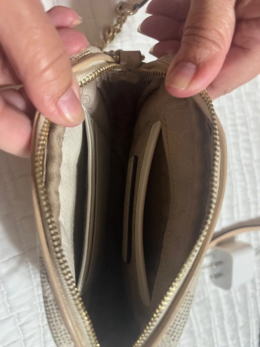 Michael Kors beige logo crossbody